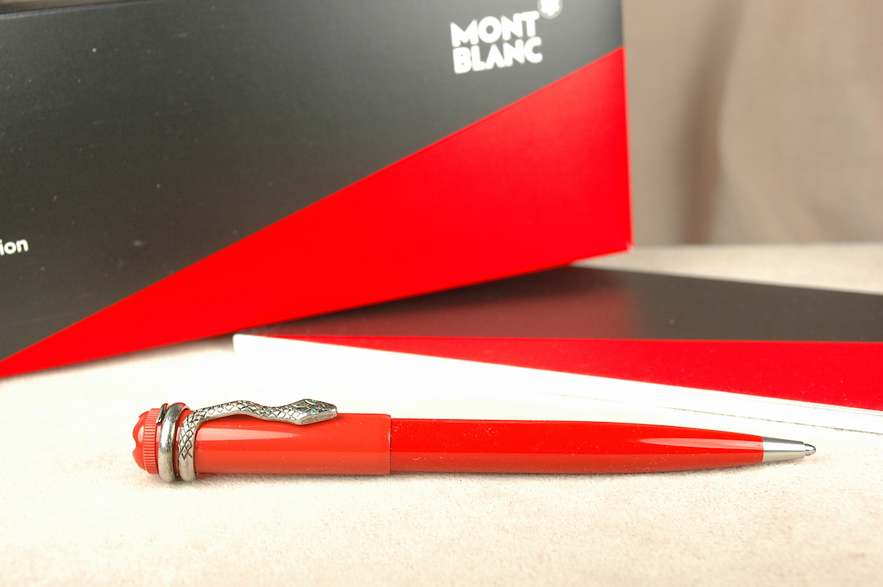 Pre-Owned Pens: 4755: Mont Blanc: Rouge et Noir Coral